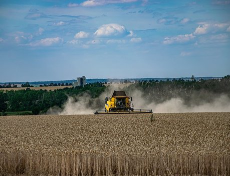 Сельхозпроизводители Ростовской области с начала года закупили более 2,6 тыс. единиц сельхозтехники