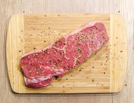 До конца года Минпромторг будет выдавать лицензии на импорт мяса