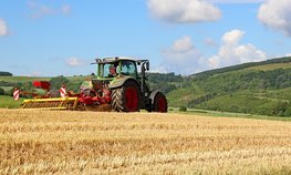 Липецкие аграрии в 2021 году приобрели сельхозтехнику почти на 6 млрд рублей