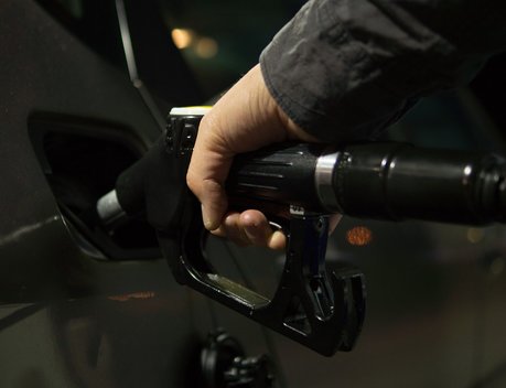 Кабмин обсудит выделение дополнительных средств ФСС и меры по стабилизации цен на топливо
