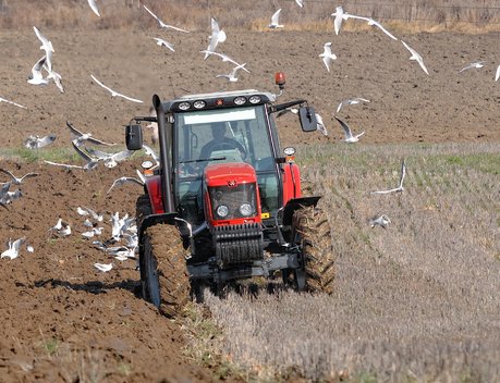 Волгоградские аграрии с начала года обновили технику на 1,5 млрд рублей
